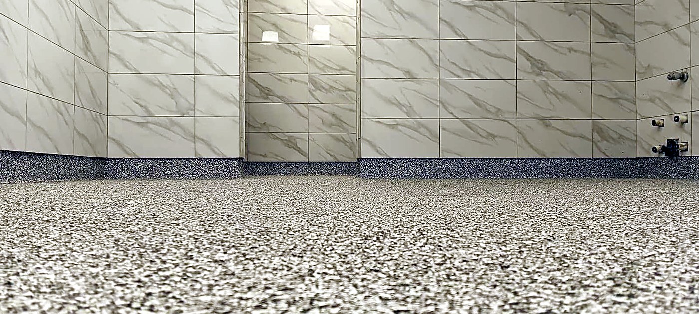 Flake epoxy floor finish
